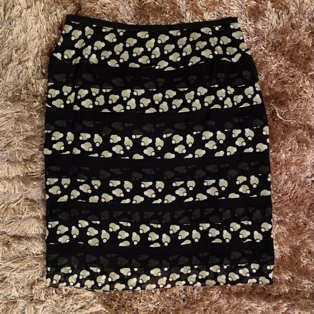 Kay Unger Multi Layer 2 piece Skirt Suit Size 10 - Picture 4 of 10